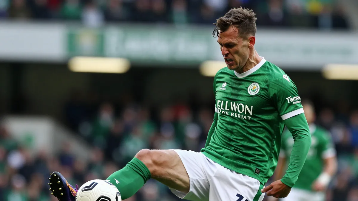 Hibernian's Struggles Continue with Fourth Straight Home Loss