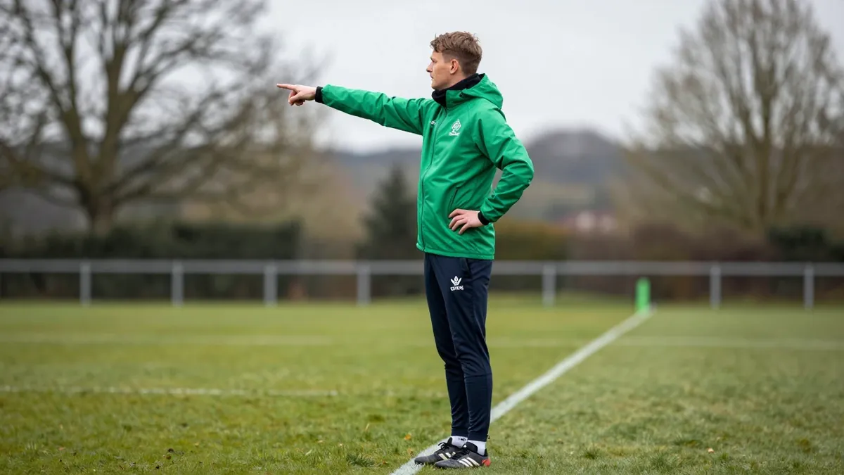Hibernian are searching for a new manager after sacking David Gray, with former players questioning if the club has the...