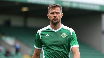 Hibernian's Transfer Fears Sparked by Chermiti Injury