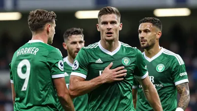 Hibs fans react to Conference League play-off progress