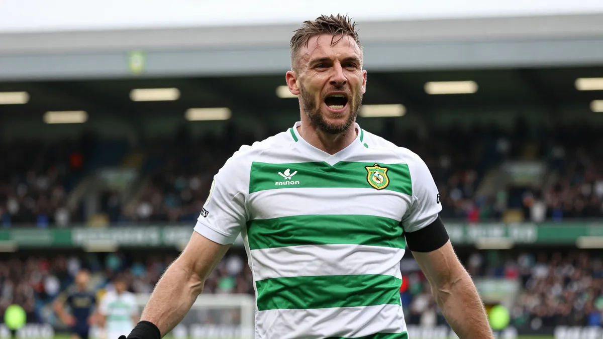 Hibernian Star Linked to EPL Move Amid Transfer Rumors